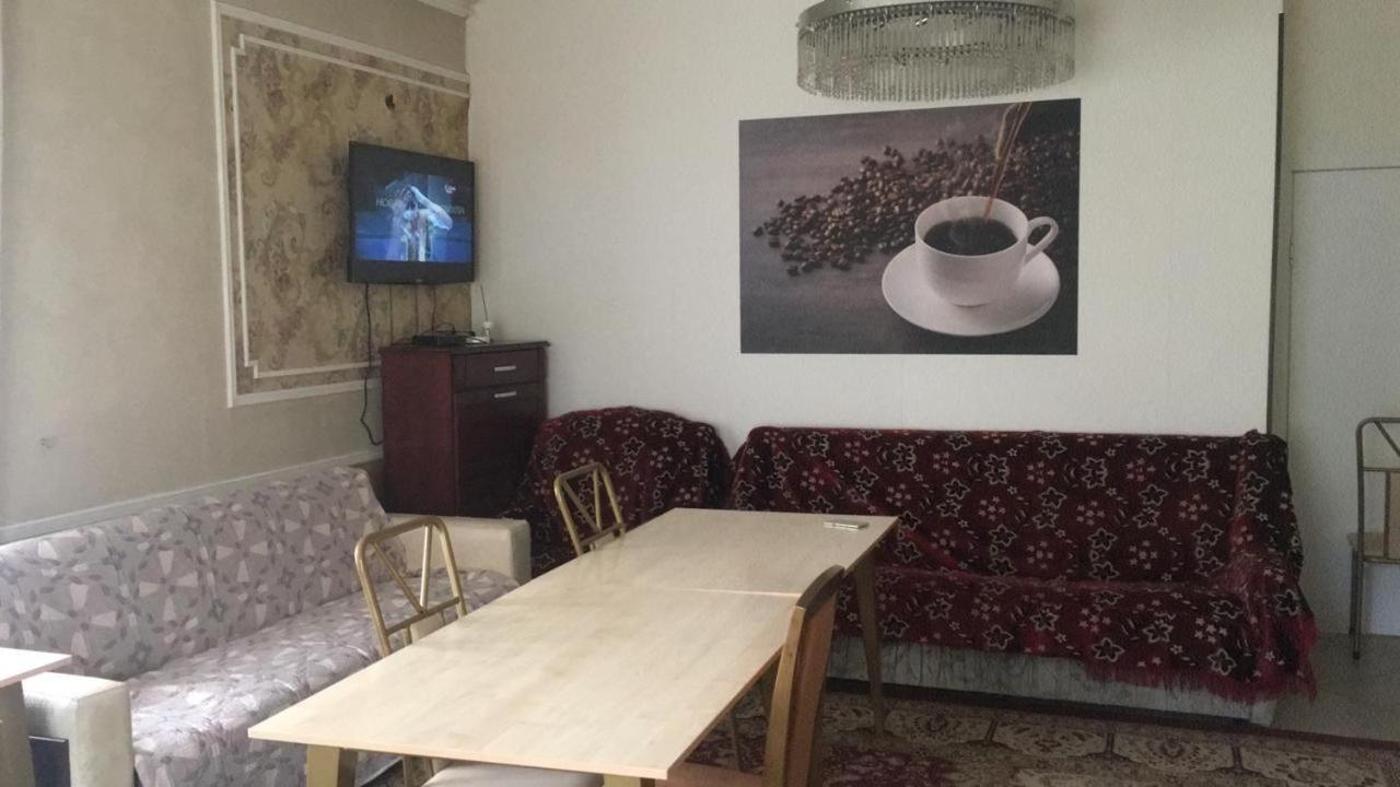 Hostel A99 Astana Eksteriør billede
